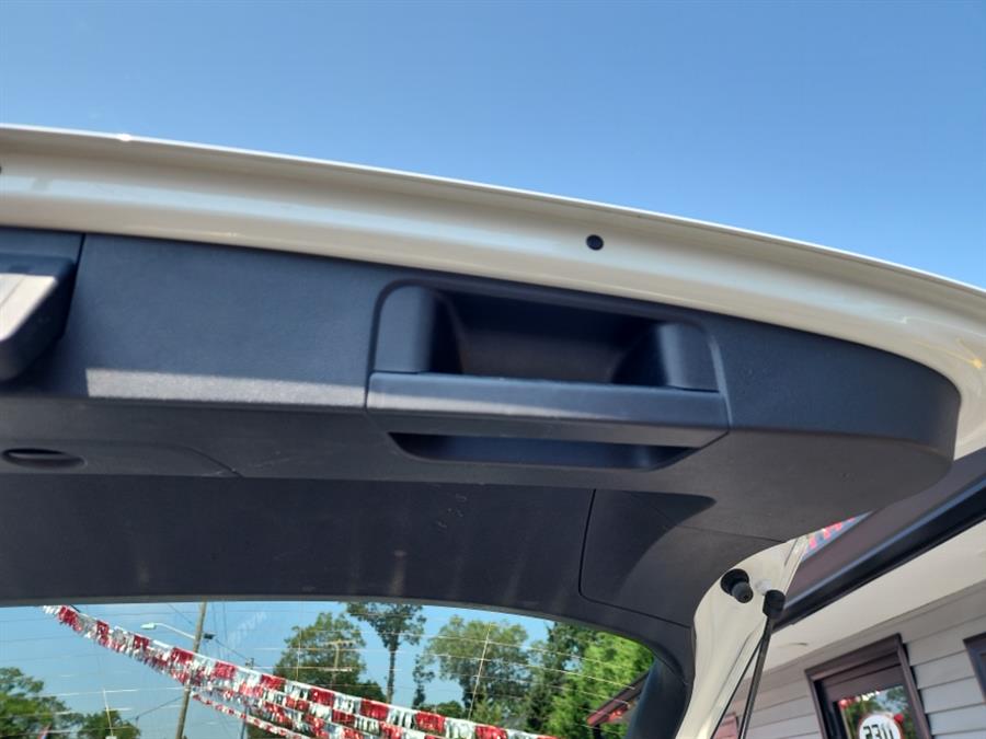 2022 Volkswagen Tiguan 2.0T SE 4MOTION, available for sale in Islip, New York | L.I. Auto Gallery. Islip, New York 2022 Volkswagen Tiguan 2.0T SE 4MOTION, available for sale in Islip, New York | L.I. Auto Gallery. Islip, New York