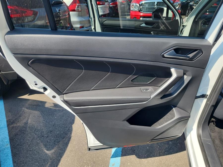 2022 Volkswagen Tiguan 2.0T SE 4MOTION, available for sale in Islip, New York | L.I. Auto Gallery. Islip, New York 2022 Volkswagen Tiguan 2.0T SE 4MOTION, available for sale in Islip, New York | L.I. Auto Gallery. Islip, New York