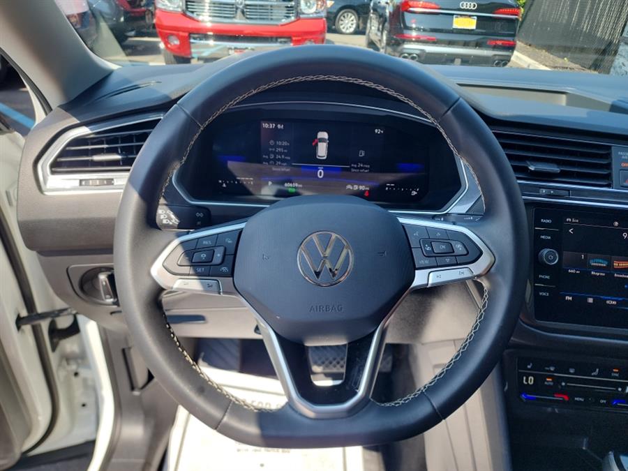 2022 Volkswagen Tiguan 2.0T SE 4MOTION, available for sale in Islip, New York | L.I. Auto Gallery. Islip, New York 2022 Volkswagen Tiguan 2.0T SE 4MOTION, available for sale in Islip, New York | L.I. Auto Gallery. Islip, New York