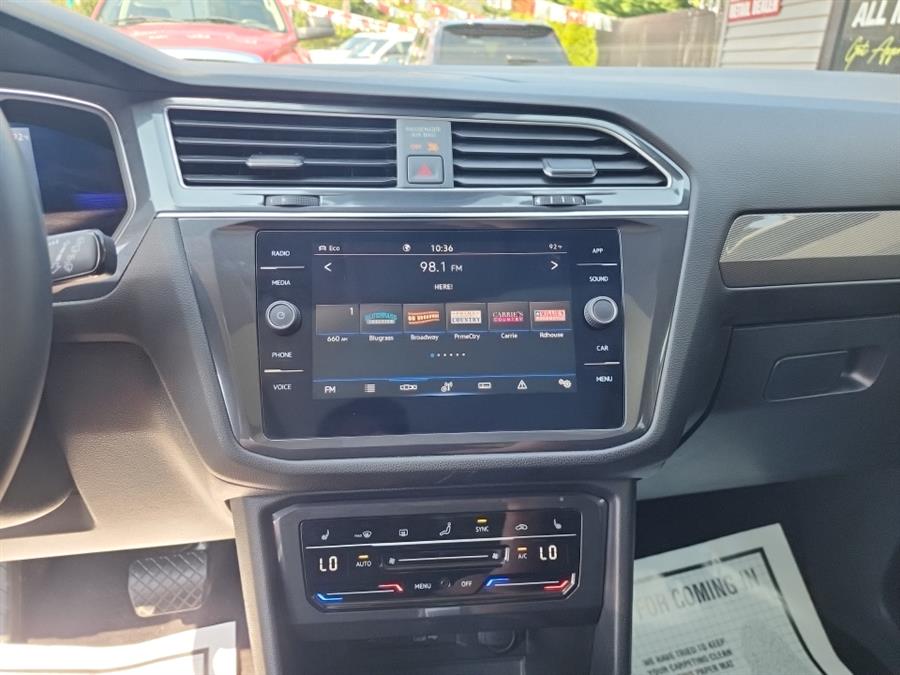 2022 Volkswagen Tiguan 2.0T SE 4MOTION, available for sale in Islip, New York | L.I. Auto Gallery. Islip, New York 2022 Volkswagen Tiguan 2.0T SE 4MOTION, available for sale in Islip, New York | L.I. Auto Gallery. Islip, New York