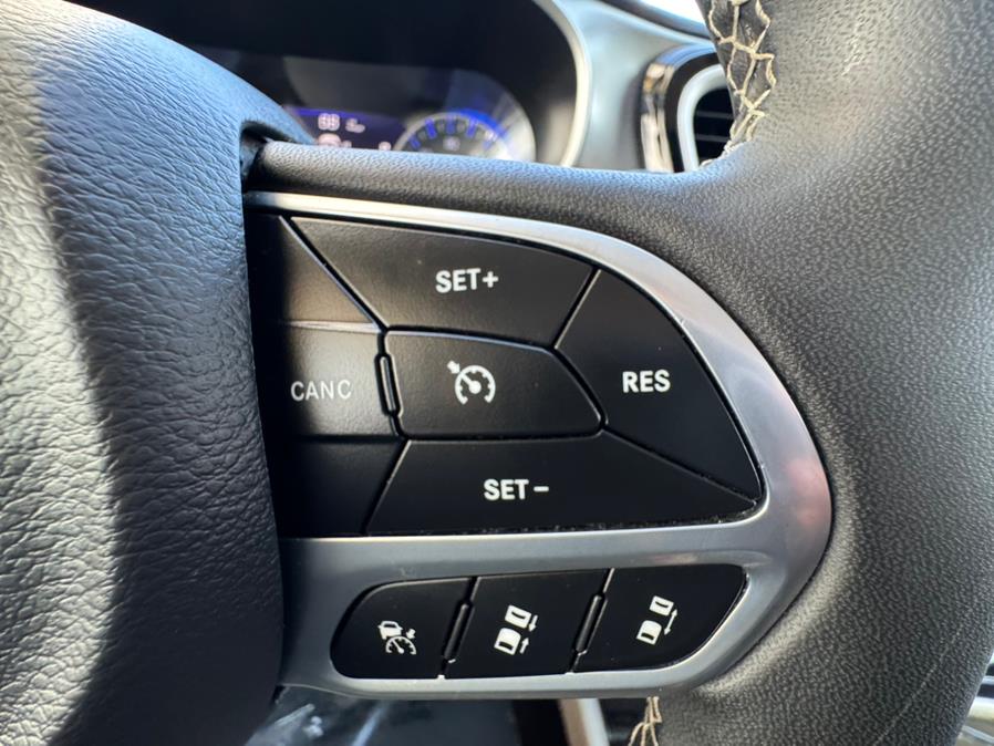 2023 Chrysler Pacifica Touring L FWD, available for sale in Newark, New Jersey | Champion Auto Sales. Newark, New Jersey 2023 Chrysler Pacifica Touring L FWD, available for sale in Newark, New Jersey | Champion Auto Sales. Newark, New Jersey