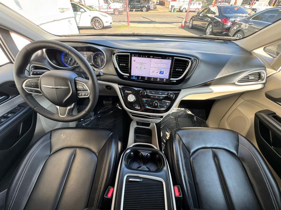 2023 Chrysler Pacifica Touring L FWD, available for sale in Newark, New Jersey | Champion Auto Sales. Newark, New Jersey 2023 Chrysler Pacifica Touring L FWD, available for sale in Newark, New Jersey | Champion Auto Sales. Newark, New Jersey