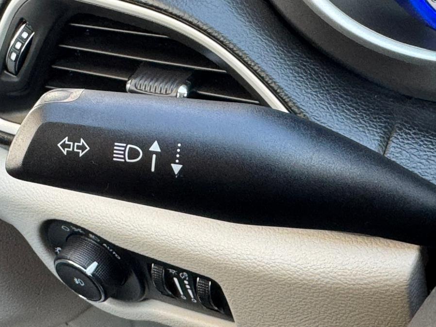 2023 Chrysler Pacifica Touring L FWD, available for sale in Newark, New Jersey | Champion Auto Sales. Newark, New Jersey 2023 Chrysler Pacifica Touring L FWD, available for sale in Newark, New Jersey | Champion Auto Sales. Newark, New Jersey