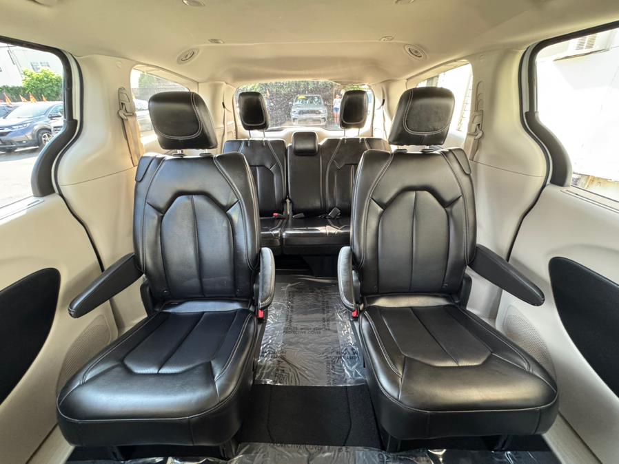 2023 Chrysler Pacifica Touring L FWD, available for sale in Newark, New Jersey | Champion Auto Sales. Newark, New Jersey 2023 Chrysler Pacifica Touring L FWD, available for sale in Newark, New Jersey | Champion Auto Sales. Newark, New Jersey