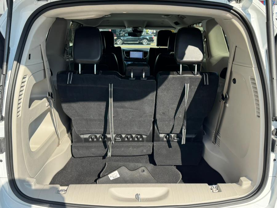 2023 Chrysler Pacifica Touring L FWD, available for sale in Newark, New Jersey | Champion Auto Sales. Newark, New Jersey 2023 Chrysler Pacifica Touring L FWD, available for sale in Newark, New Jersey | Champion Auto Sales. Newark, New Jersey