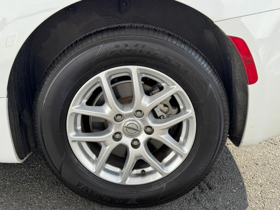 2023 Chrysler Pacifica Touring L FWD, available for sale in Newark, New Jersey | Champion Auto Sales. Newark, New Jersey 2023 Chrysler Pacifica Touring L FWD, available for sale in Newark, New Jersey | Champion Auto Sales. Newark, New Jersey