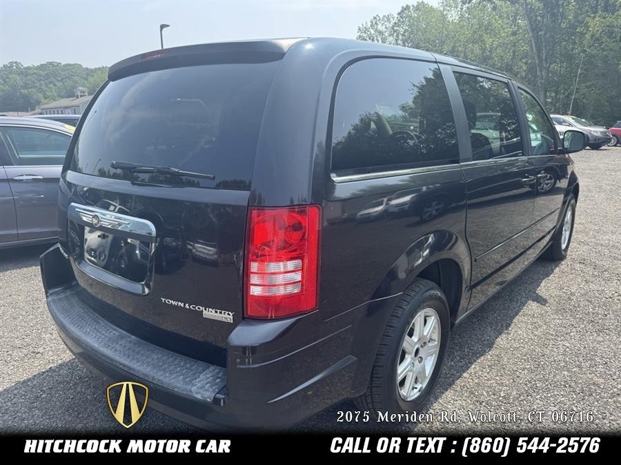 2010 Chrysler Town & Country LX, available for sale in Wolcott, Connecticut | Hitchcock Motor Car. Wolcott, Connecticut 2010 Chrysler Town & Country LX, available for sale in Wolcott, Connecticut | Hitchcock Motor Car. Wolcott, Connecticut