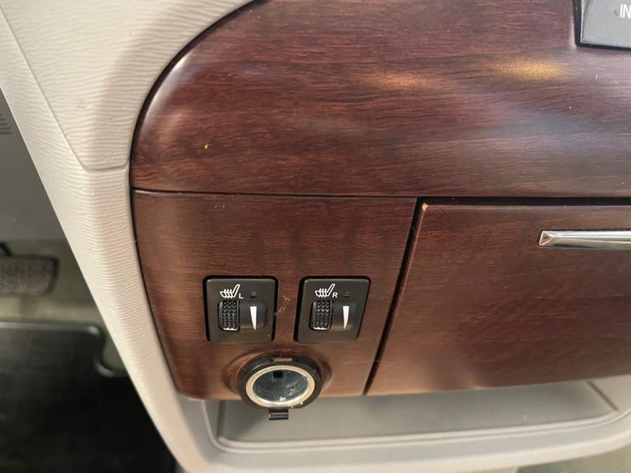 2013 Toyota Sienna 5dr 7-Pass Van V6 XLE AWD (Natl), available for sale in Suffern, New York | Rockland Motor Sport. Suffern, New York 2013 Toyota Sienna 5dr 7-Pass Van V6 XLE AWD (Natl), available for sale in Suffern, New York | Rockland Motor Sport. Suffern, New York