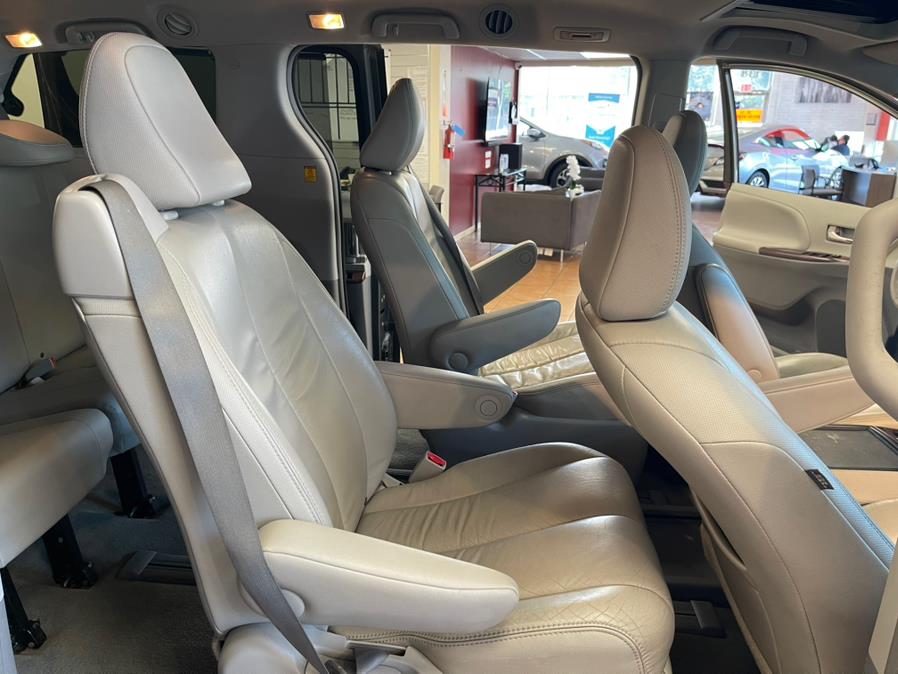 2013 Toyota Sienna 5dr 7-Pass Van V6 XLE AWD (Natl), available for sale in Suffern, New York | Rockland Motor Sport. Suffern, New York 2013 Toyota Sienna 5dr 7-Pass Van V6 XLE AWD (Natl), available for sale in Suffern, New York | Rockland Motor Sport. Suffern, New York