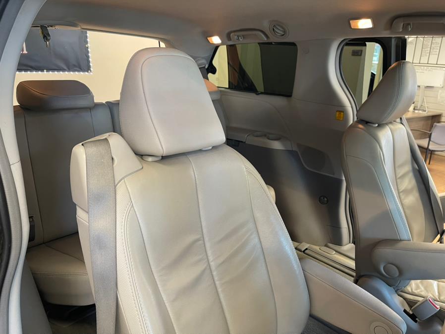 2013 Toyota Sienna 5dr 7-Pass Van V6 XLE AWD (Natl), available for sale in Suffern, New York | Rockland Motor Sport. Suffern, New York 2013 Toyota Sienna 5dr 7-Pass Van V6 XLE AWD (Natl), available for sale in Suffern, New York | Rockland Motor Sport. Suffern, New York