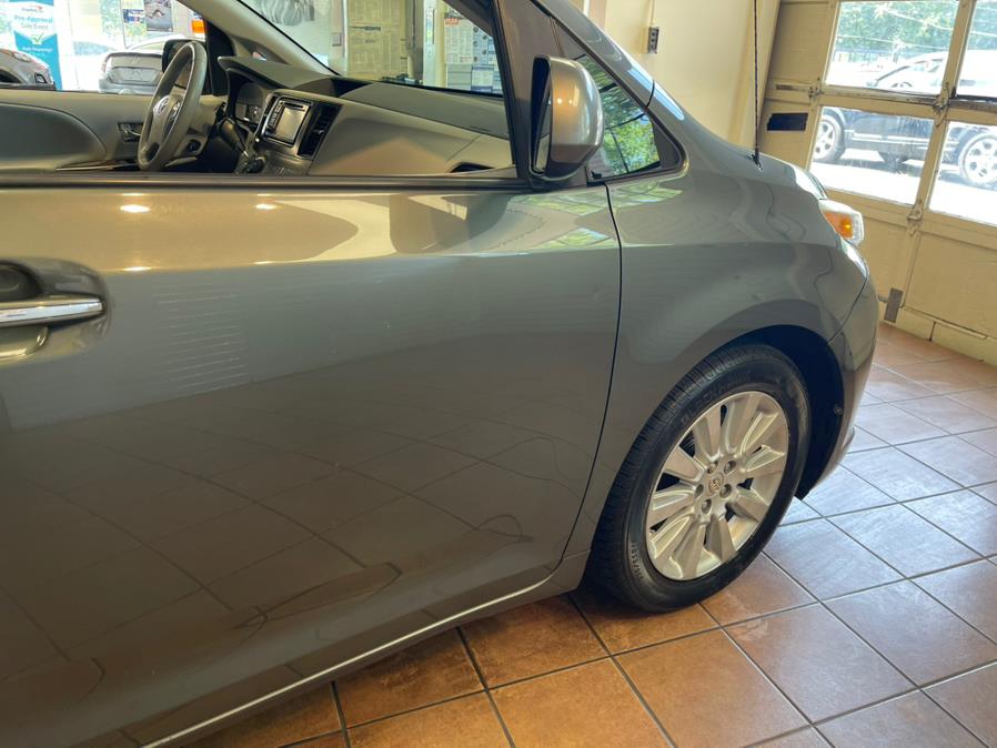 2013 Toyota Sienna 5dr 7-Pass Van V6 XLE AWD (Natl), available for sale in Suffern, New York | Rockland Motor Sport. Suffern, New York 2013 Toyota Sienna 5dr 7-Pass Van V6 XLE AWD (Natl), available for sale in Suffern, New York | Rockland Motor Sport. Suffern, New York