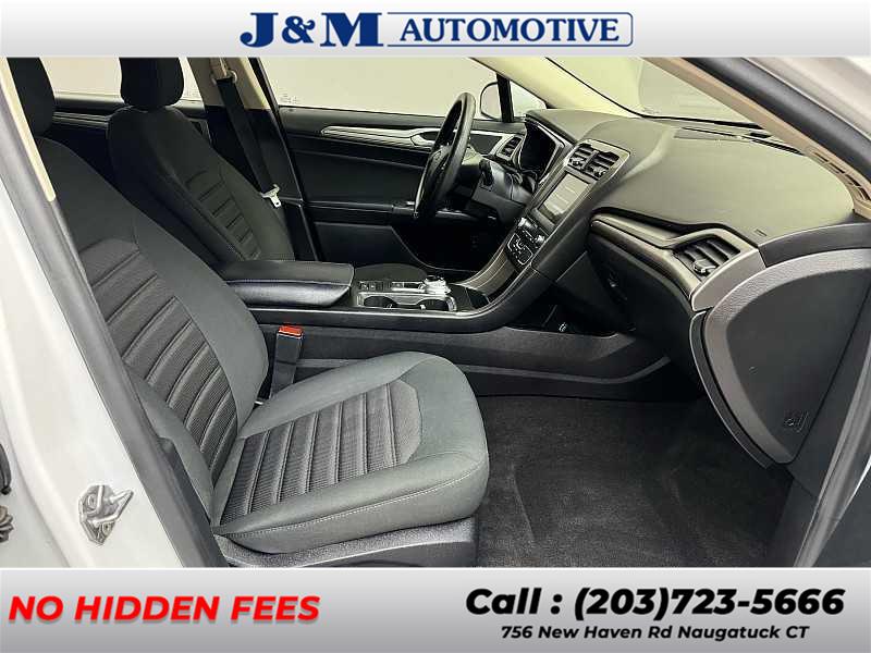 2019 Ford Fusion Hybrid SE, available for sale in Naugatuck, Connecticut | J&M Automotive Sls&Svc LLC. Naugatuck, Connecticut 2019 Ford Fusion Hybrid SE, available for sale in Naugatuck, Connecticut | J&M Automotive Sls&Svc LLC. Naugatuck, Connecticut