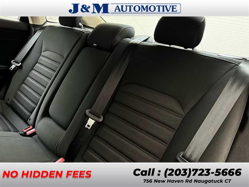 2019 Ford Fusion Hybrid SE, available for sale in Naugatuck, Connecticut | J&M Automotive Sls&Svc LLC. Naugatuck, Connecticut 2019 Ford Fusion Hybrid SE, available for sale in Naugatuck, Connecticut | J&M Automotive Sls&Svc LLC. Naugatuck, Connecticut