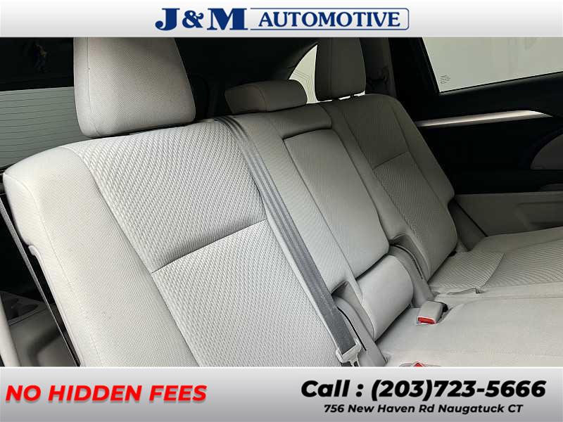 2019 Toyota Highlander LE, available for sale in Naugatuck, Connecticut | J&M Automotive Sls&Svc LLC. Naugatuck, Connecticut 2019 Toyota Highlander LE, available for sale in Naugatuck, Connecticut | J&M Automotive Sls&Svc LLC. Naugatuck, Connecticut