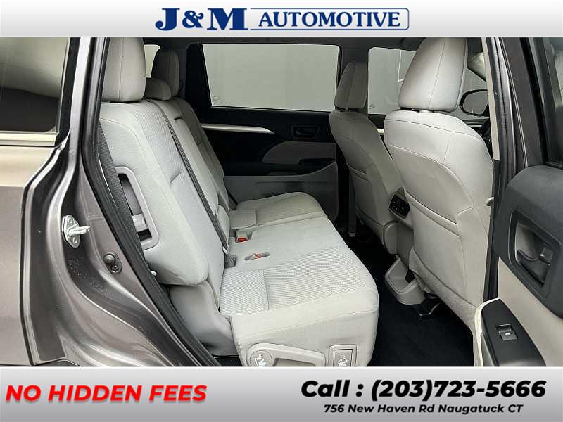 2019 Toyota Highlander LE, available for sale in Naugatuck, Connecticut | J&M Automotive Sls&Svc LLC. Naugatuck, Connecticut 2019 Toyota Highlander LE, available for sale in Naugatuck, Connecticut | J&M Automotive Sls&Svc LLC. Naugatuck, Connecticut