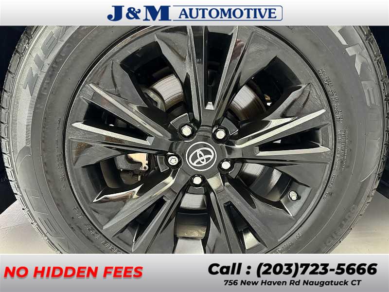 2019 Toyota Highlander LE, available for sale in Naugatuck, Connecticut | J&M Automotive Sls&Svc LLC. Naugatuck, Connecticut 2019 Toyota Highlander LE, available for sale in Naugatuck, Connecticut | J&M Automotive Sls&Svc LLC. Naugatuck, Connecticut