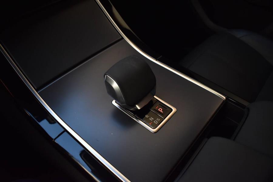 2025 Land Rover Range Rover Velar P250 Dynamic SE AWD 4dr SUV, available for sale in Great Neck, New York | Camy Cars. Great Neck, New York 2025 Land Rover Range Rover Velar P250 Dynamic SE AWD 4dr SUV, available for sale in Great Neck, New York | Camy Cars. Great Neck, New York