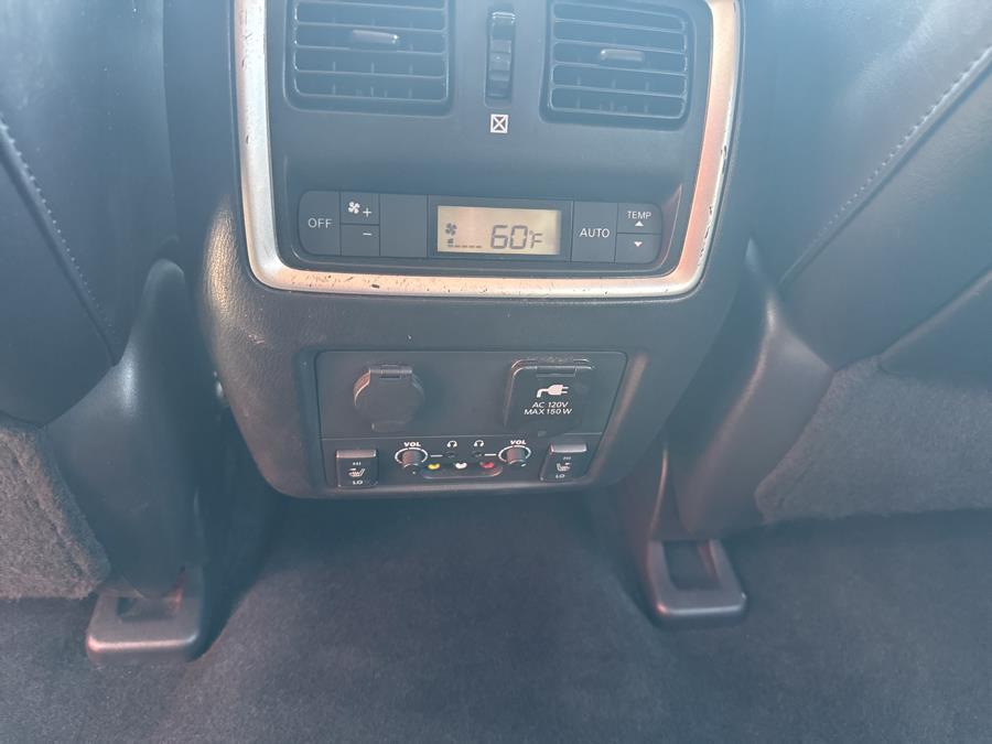 2014 Infiniti QX60 AWD 4dr, available for sale in Worcester, Massachusetts | Worcester Auto Outlet LLC. Worcester, Massachusetts 2014 Infiniti QX60 AWD 4dr, available for sale in Worcester, Massachusetts | Worcester Auto Outlet LLC. Worcester, Massachusetts