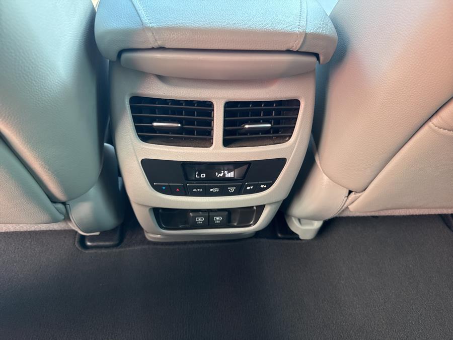 2017 Acura MDX SH-AWD w/Technology Pkg, available for sale in Worcester, Massachusetts | Worcester Auto Outlet LLC. Worcester, Massachusetts 2017 Acura MDX SH-AWD w/Technology Pkg, available for sale in Worcester, Massachusetts | Worcester Auto Outlet LLC. Worcester, Massachusetts