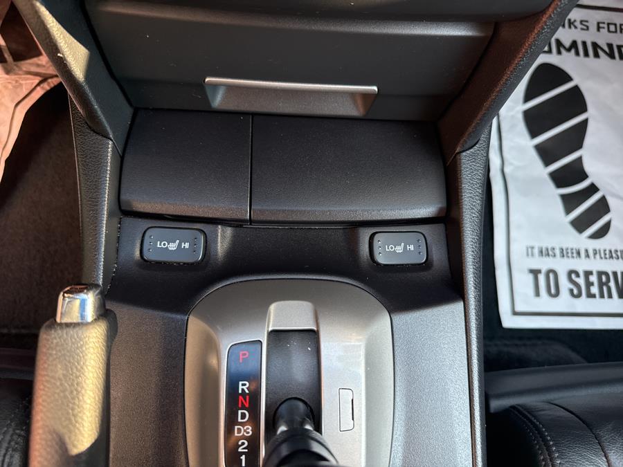 2008 Honda Accord Sdn 4dr V6 Auto EX-L w/Navi, available for sale in Worcester, Massachusetts | Worcester Auto Outlet LLC. Worcester, Massachusetts 2008 Honda Accord Sdn 4dr V6 Auto EX-L w/Navi, available for sale in Worcester, Massachusetts | Worcester Auto Outlet LLC. Worcester, Massachusetts