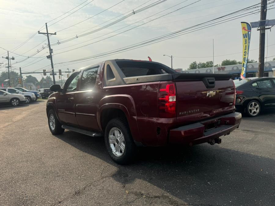 2009 Chevrolet Avalanche 4WD Crew Cab 130" LT w/2LT, available for sale in BURLINGTON, New Jersey | Tri States Auto Group. BURLINGTON, New Jersey 2009 Chevrolet Avalanche 4WD Crew Cab 130" LT w/2LT, available for sale in BURLINGTON, New Jersey | Tri States Auto Group. BURLINGTON, New Jersey