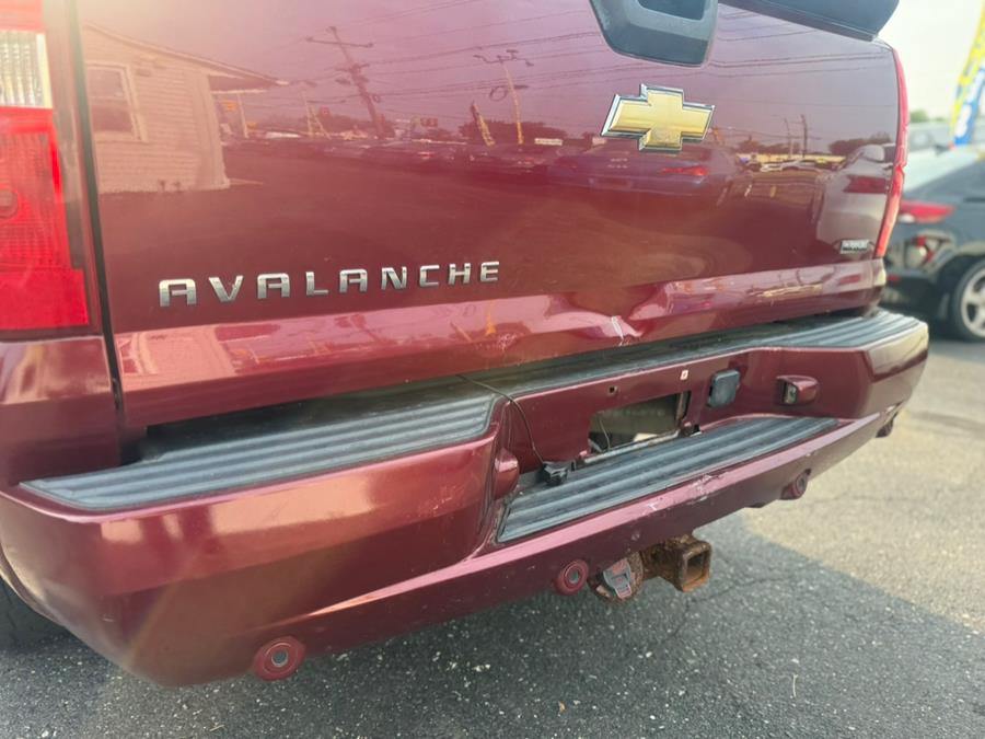 2009 Chevrolet Avalanche 4WD Crew Cab 130" LT w/2LT, available for sale in BURLINGTON, New Jersey | Tri States Auto Group. BURLINGTON, New Jersey 2009 Chevrolet Avalanche 4WD Crew Cab 130" LT w/2LT, available for sale in BURLINGTON, New Jersey | Tri States Auto Group. BURLINGTON, New Jersey