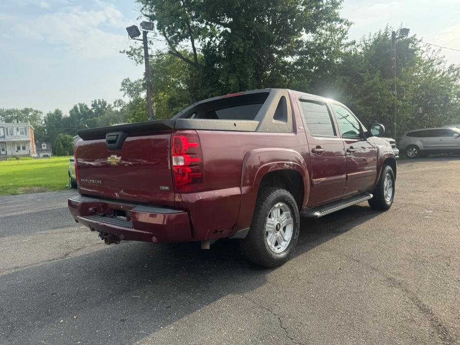 2009 Chevrolet Avalanche 4WD Crew Cab 130" LT w/2LT, available for sale in BURLINGTON, New Jersey | Tri States Auto Group. BURLINGTON, New Jersey 2009 Chevrolet Avalanche 4WD Crew Cab 130" LT w/2LT, available for sale in BURLINGTON, New Jersey | Tri States Auto Group. BURLINGTON, New Jersey