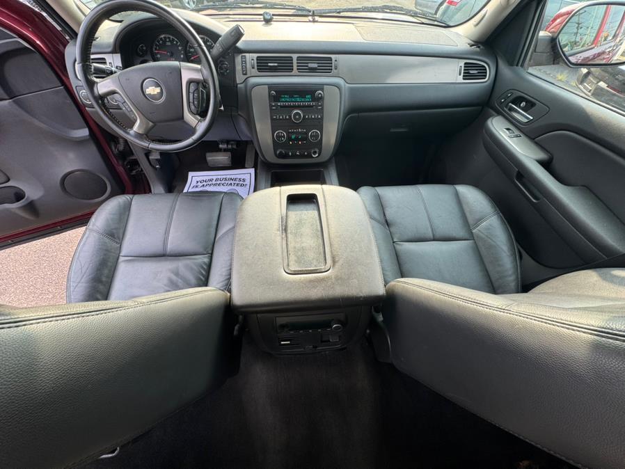 2009 Chevrolet Avalanche 4WD Crew Cab 130" LT w/2LT, available for sale in BURLINGTON, New Jersey | Tri States Auto Group. BURLINGTON, New Jersey 2009 Chevrolet Avalanche 4WD Crew Cab 130" LT w/2LT, available for sale in BURLINGTON, New Jersey | Tri States Auto Group. BURLINGTON, New Jersey