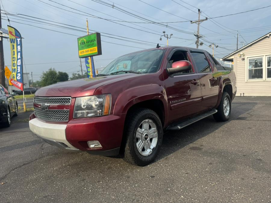 2009 Chevrolet Avalanche 4WD Crew Cab 130" LT w/2LT, available for sale in BURLINGTON, New Jersey | Tri States Auto Group. BURLINGTON, New Jersey 2009 Chevrolet Avalanche 4WD Crew Cab 130" LT w/2LT, available for sale in BURLINGTON, New Jersey | Tri States Auto Group. BURLINGTON, New Jersey