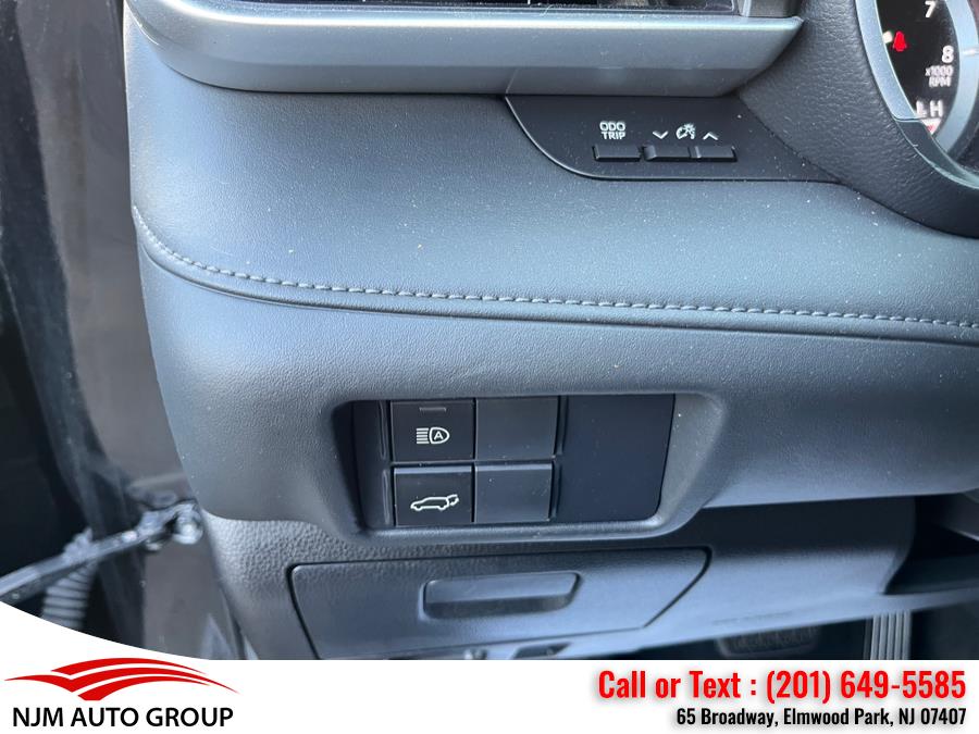2021 Toyota Highlander XLE AWD (Natl), available for sale in Elmwood Park, New Jersey | NJM Auto Group. Elmwood Park, New Jersey 2021 Toyota Highlander XLE AWD (Natl), available for sale in Elmwood Park, New Jersey | NJM Auto Group. Elmwood Park, New Jersey
