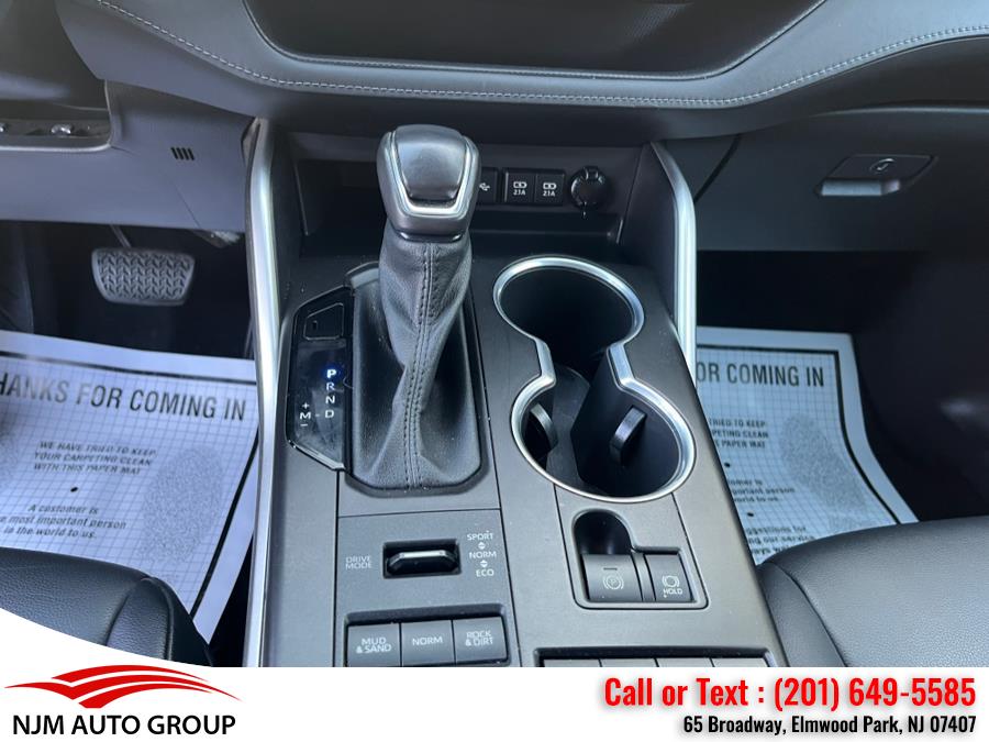 2021 Toyota Highlander XLE AWD (Natl), available for sale in Elmwood Park, New Jersey | NJM Auto Group. Elmwood Park, New Jersey 2021 Toyota Highlander XLE AWD (Natl), available for sale in Elmwood Park, New Jersey | NJM Auto Group. Elmwood Park, New Jersey