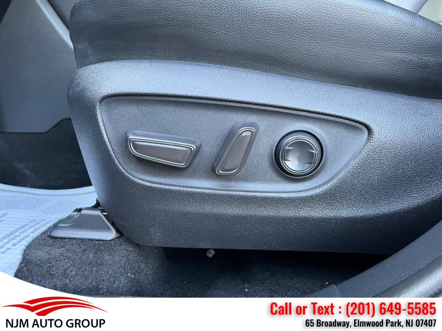 2021 Toyota Highlander XLE AWD (Natl), available for sale in Elmwood Park, New Jersey | NJM Auto Group. Elmwood Park, New Jersey 2021 Toyota Highlander XLE AWD (Natl), available for sale in Elmwood Park, New Jersey | NJM Auto Group. Elmwood Park, New Jersey