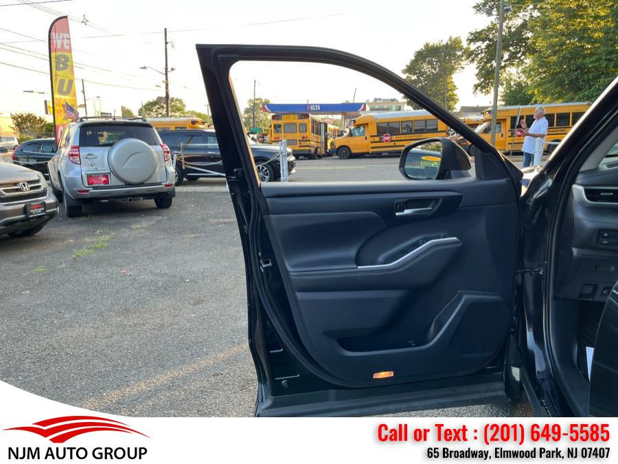 2021 Toyota Highlander XLE AWD (Natl), available for sale in Elmwood Park, New Jersey | NJM Auto Group. Elmwood Park, New Jersey 2021 Toyota Highlander XLE AWD (Natl), available for sale in Elmwood Park, New Jersey | NJM Auto Group. Elmwood Park, New Jersey