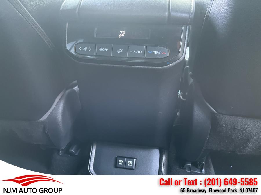 2021 Toyota Highlander XLE AWD (Natl), available for sale in Elmwood Park, New Jersey | NJM Auto Group. Elmwood Park, New Jersey 2021 Toyota Highlander XLE AWD (Natl), available for sale in Elmwood Park, New Jersey | NJM Auto Group. Elmwood Park, New Jersey