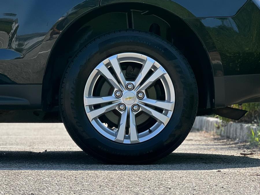 2011 Chevrolet Equinox AWD 4dr LT w/1LT, available for sale in Paterson, New Jersey | Speedway Motors LLC. Paterson, New Jersey 2011 Chevrolet Equinox AWD 4dr LT w/1LT, available for sale in Paterson, New Jersey | Speedway Motors LLC. Paterson, New Jersey