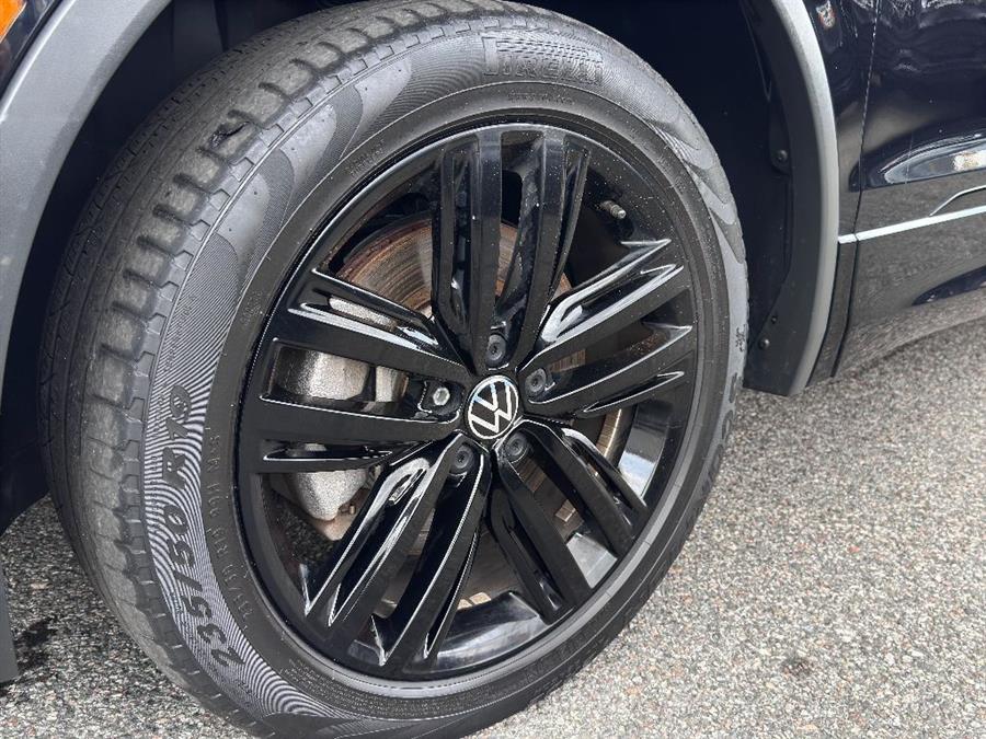 2022 Volkswagen Tiguan SE R-Line Black, available for sale in Woodside, New York | Drive Central. Woodside, New York 2022 Volkswagen Tiguan SE R-Line Black, available for sale in Woodside, New York | Drive Central. Woodside, New York