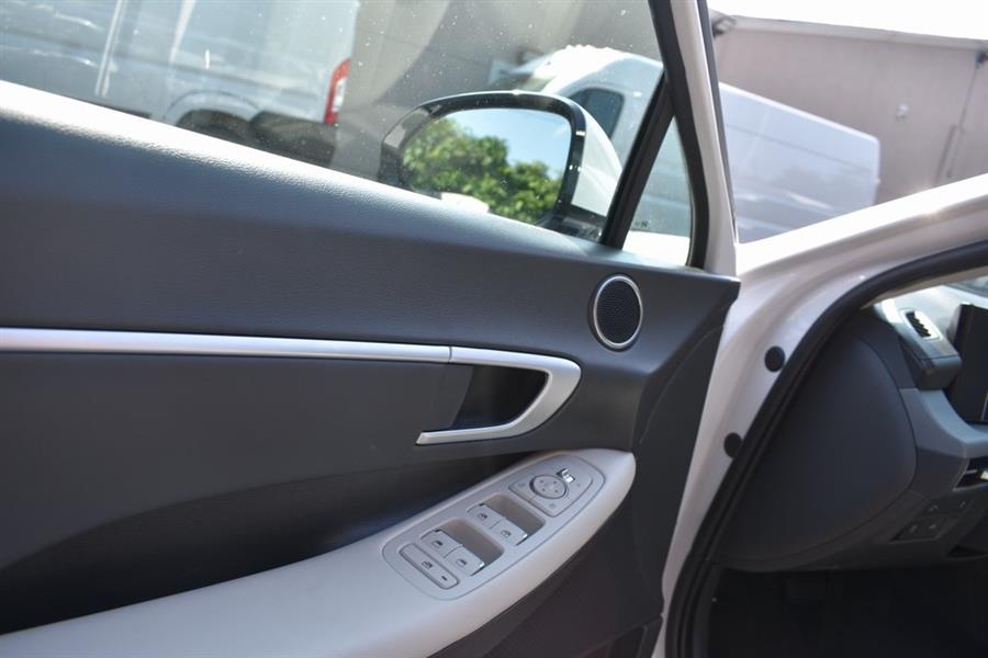 2025 Hyundai Sonata SEL, available for sale in Hempstead, New York | Certified Auto Group. Hempstead, New York 2025 Hyundai Sonata SEL, available for sale in Hempstead, New York | Certified Auto Group. Hempstead, New York