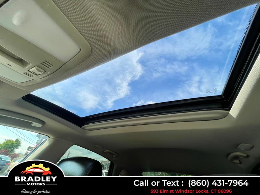2016 INFINITI QX50 AWD, available for sale in Windsor Locks, Connecticut | Bradley Motors Inc. Windsor Locks, Connecticut 2016 INFINITI QX50 AWD, available for sale in Windsor Locks, Connecticut | Bradley Motors Inc. Windsor Locks, Connecticut