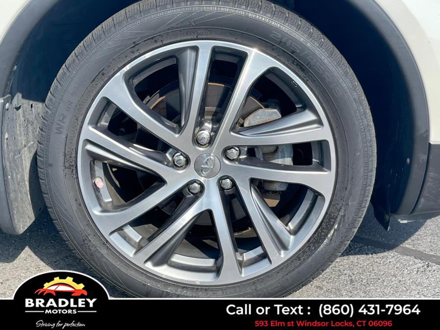 2016 INFINITI QX50 AWD, available for sale in Windsor Locks, Connecticut | Bradley Motors Inc. Windsor Locks, Connecticut 2016 INFINITI QX50 AWD, available for sale in Windsor Locks, Connecticut | Bradley Motors Inc. Windsor Locks, Connecticut