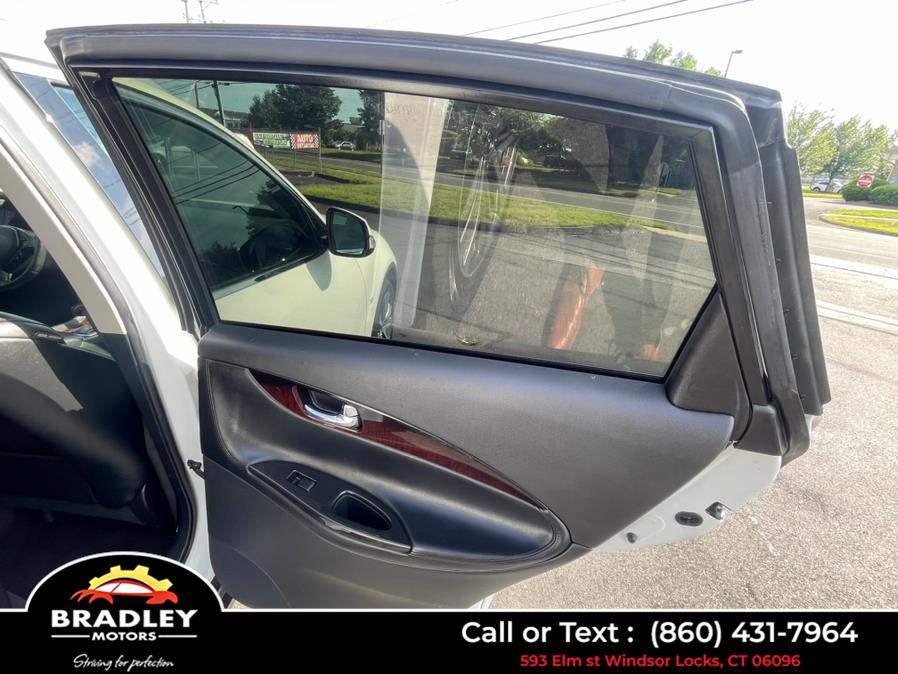 2016 INFINITI QX50 AWD, available for sale in Windsor Locks, Connecticut | Bradley Motors Inc. Windsor Locks, Connecticut 2016 INFINITI QX50 AWD, available for sale in Windsor Locks, Connecticut | Bradley Motors Inc. Windsor Locks, Connecticut