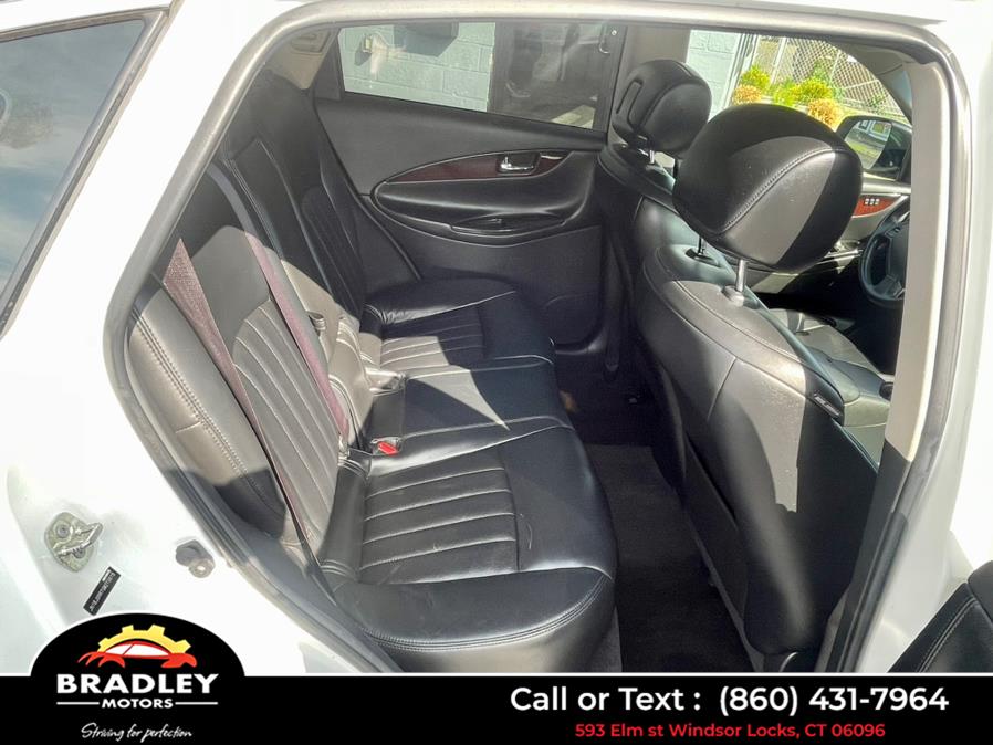 2016 INFINITI QX50 AWD, available for sale in Windsor Locks, Connecticut | Bradley Motors Inc. Windsor Locks, Connecticut 2016 INFINITI QX50 AWD, available for sale in Windsor Locks, Connecticut | Bradley Motors Inc. Windsor Locks, Connecticut