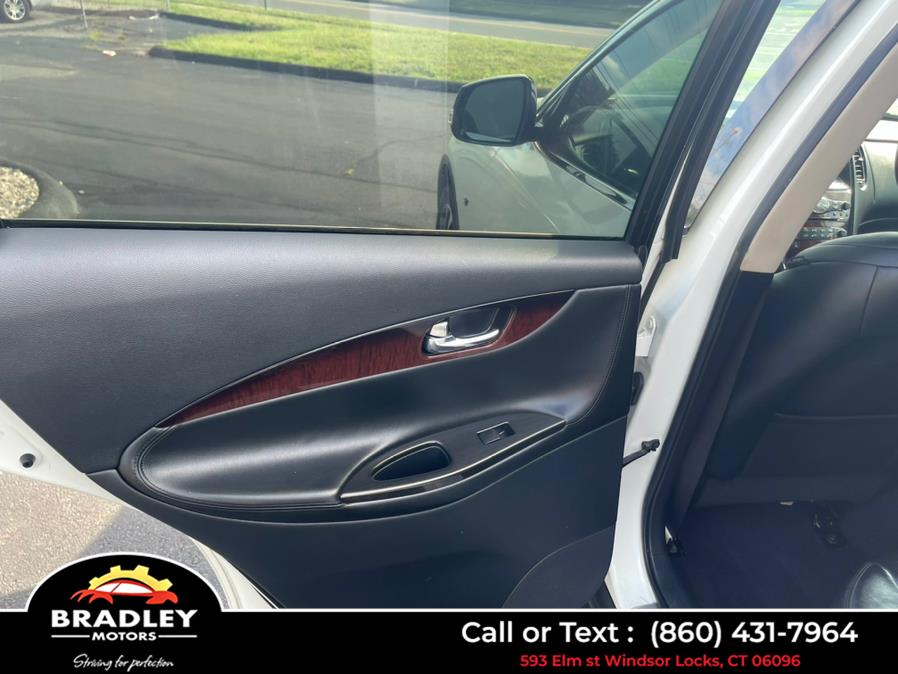 2016 INFINITI QX50 AWD, available for sale in Windsor Locks, Connecticut | Bradley Motors Inc. Windsor Locks, Connecticut 2016 INFINITI QX50 AWD, available for sale in Windsor Locks, Connecticut | Bradley Motors Inc. Windsor Locks, Connecticut