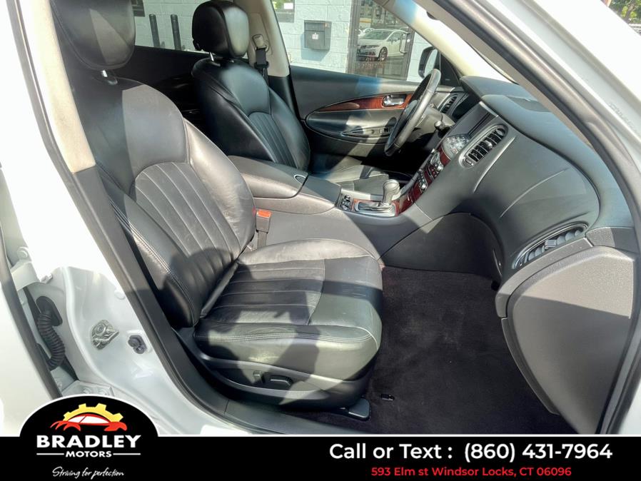 2016 INFINITI QX50 AWD, available for sale in Windsor Locks, Connecticut | Bradley Motors Inc. Windsor Locks, Connecticut 2016 INFINITI QX50 AWD, available for sale in Windsor Locks, Connecticut | Bradley Motors Inc. Windsor Locks, Connecticut