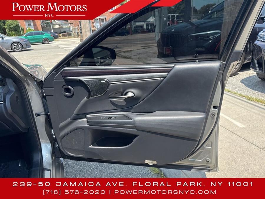 2021 Lexus Es 250, available for sale in Floral Park, New York | Shop Auto NY. Floral Park, New York 2021 Lexus Es 250, available for sale in Floral Park, New York | Shop Auto NY. Floral Park, New York