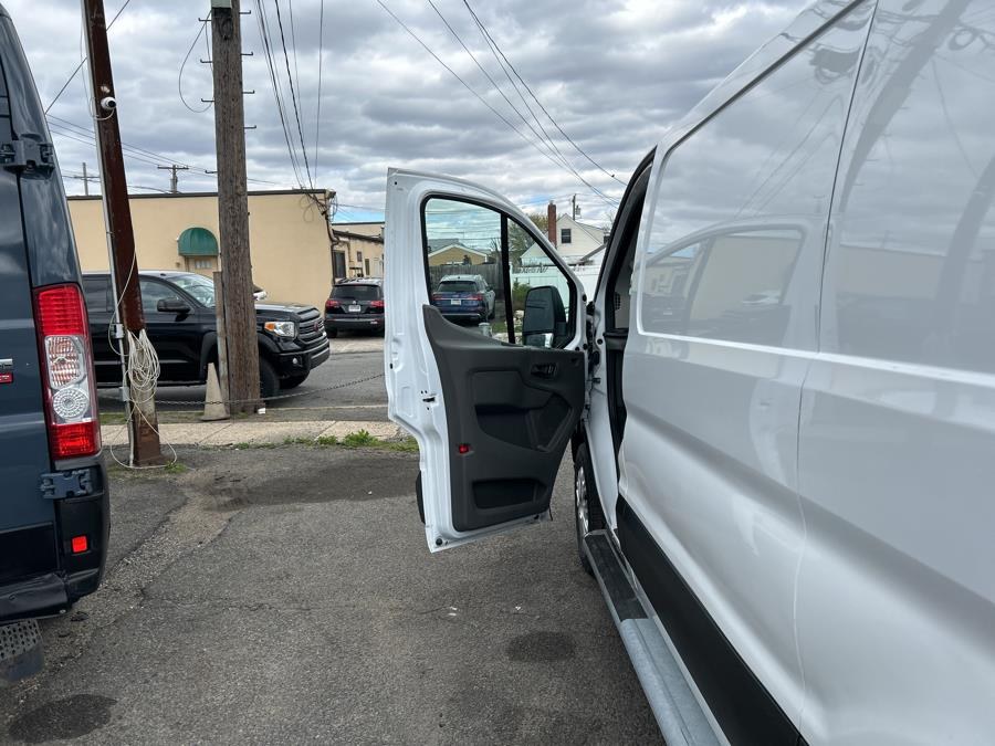 2024 Ford Transit Cargo Van T-250 130" Low Rf 9070 GVWR RWD, available for sale in West Hempstead, New York | Only Vans Inc. West Hempstead, New York 2024 Ford Transit Cargo Van T-250 130" Low Rf 9070 GVWR RWD, available for sale in West Hempstead, New York | Only Vans Inc. West Hempstead, New York