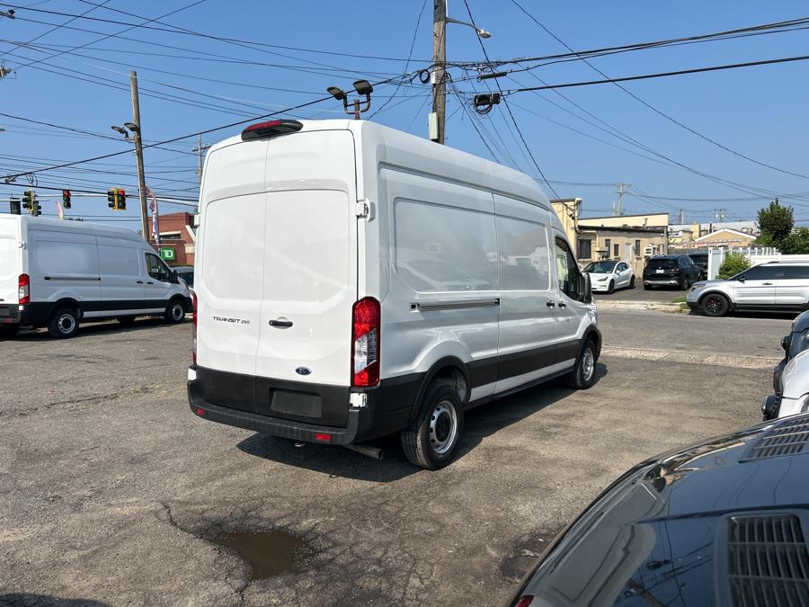 2023 Ford Transit Cargo Van T-250 148" Hi Rf 9070 GVWR RWD, available for sale in West Hempstead, New York | Only Vans Inc. West Hempstead, New York 2023 Ford Transit Cargo Van T-250 148" Hi Rf 9070 GVWR RWD, available for sale in West Hempstead, New York | Only Vans Inc. West Hempstead, New York