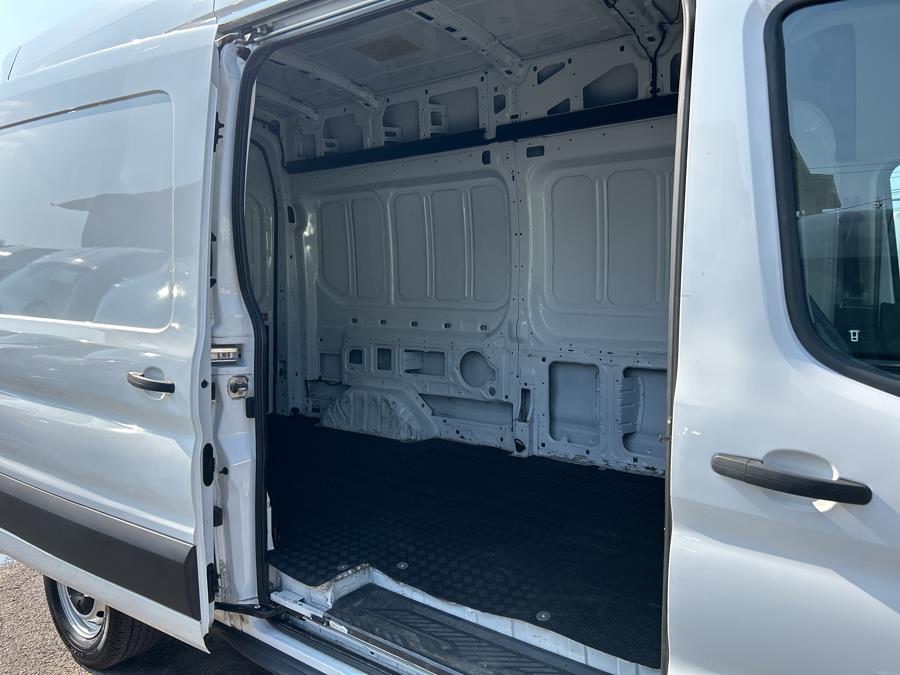 2023 Ford Transit Cargo Van T-250 148" Hi Rf 9070 GVWR RWD, available for sale in West Hempstead, New York | Only Vans Inc. West Hempstead, New York 2023 Ford Transit Cargo Van T-250 148" Hi Rf 9070 GVWR RWD, available for sale in West Hempstead, New York | Only Vans Inc. West Hempstead, New York