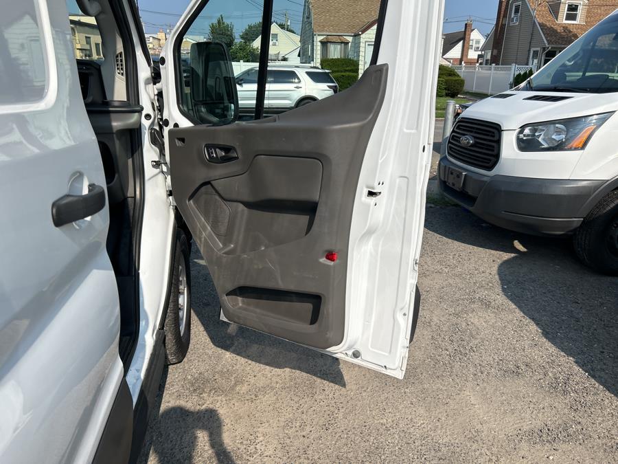 2023 Ford Transit Cargo Van T-250 148" Hi Rf 9070 GVWR RWD, available for sale in West Hempstead, New York | Only Vans Inc. West Hempstead, New York 2023 Ford Transit Cargo Van T-250 148" Hi Rf 9070 GVWR RWD, available for sale in West Hempstead, New York | Only Vans Inc. West Hempstead, New York