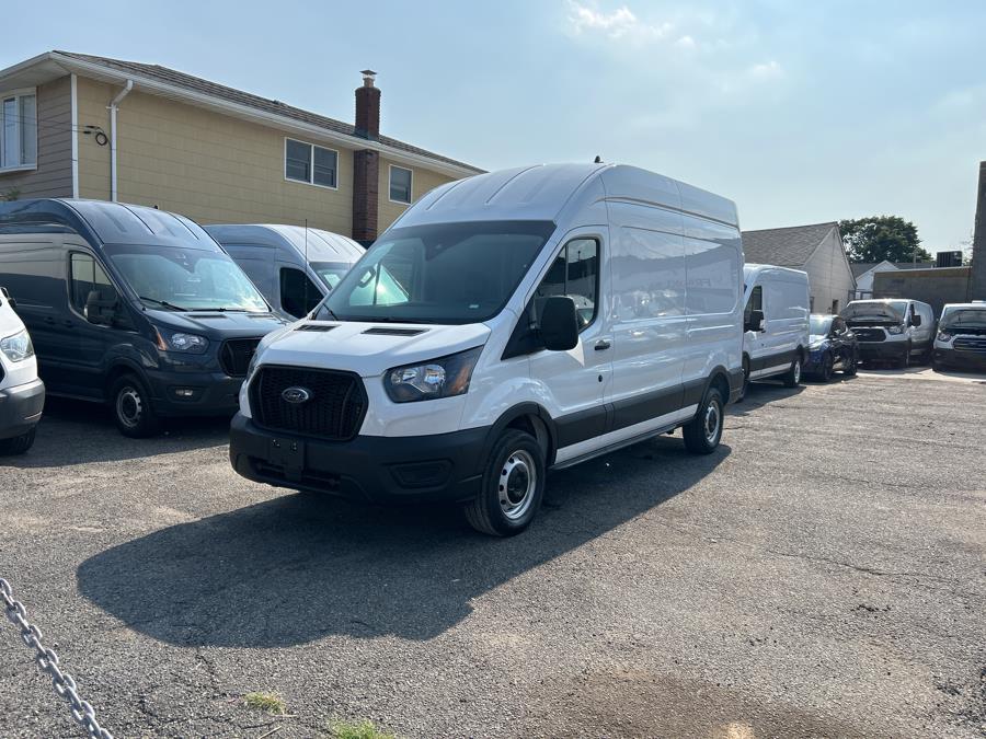2023 Ford Transit Cargo Van T-250 148" Hi Rf 9070 GVWR RWD, available for sale in West Hempstead, New York | Only Vans Inc. West Hempstead, New York 2023 Ford Transit Cargo Van T-250 148" Hi Rf 9070 GVWR RWD, available for sale in West Hempstead, New York | Only Vans Inc. West Hempstead, New York