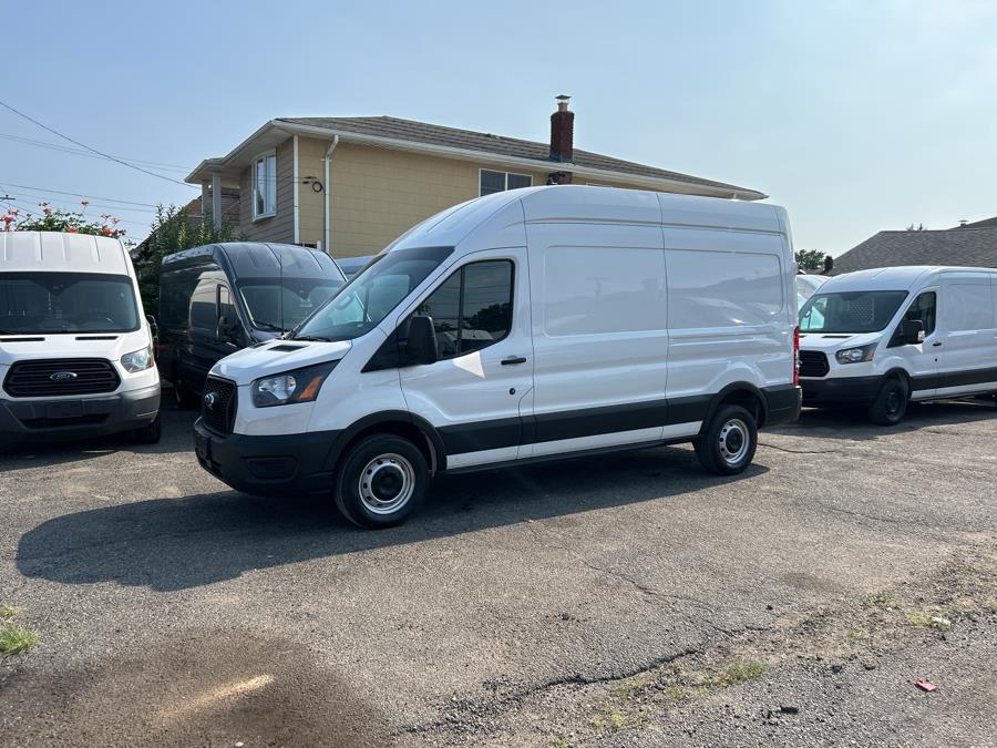 2023 Ford Transit Cargo Van T-250 148" Hi Rf 9070 GVWR RWD, available for sale in West Hempstead, New York | Only Vans Inc. West Hempstead, New York 2023 Ford Transit Cargo Van T-250 148" Hi Rf 9070 GVWR RWD, available for sale in West Hempstead, New York | Only Vans Inc. West Hempstead, New York